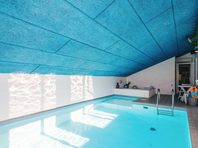 Poolen set fra den lave ende